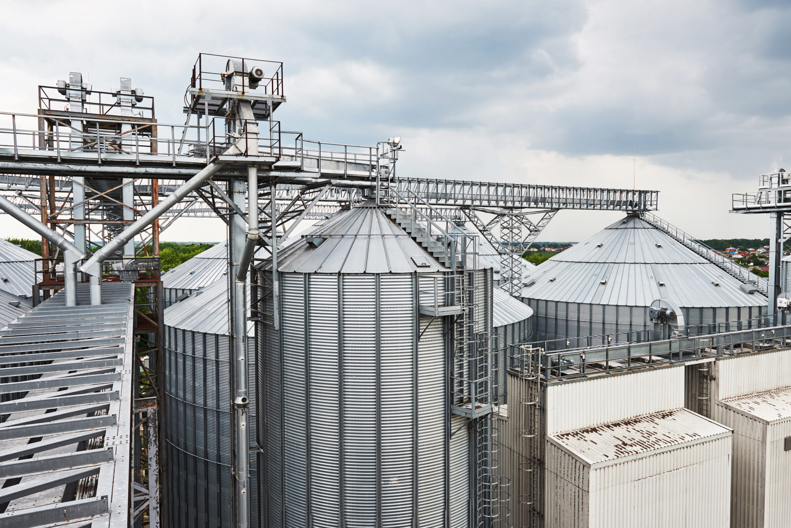 Agricultural Silo – Building Exterior, Storage and drying of grains, wheat, corn, soy